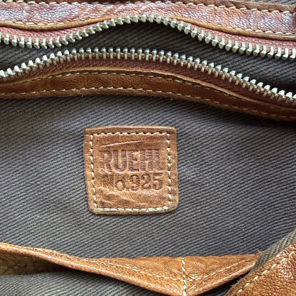 Vintage Y2K Ruehl No. 925 (A&F) Oversize Messenger Brown Leather Bag Academia - Picture 3 of 16